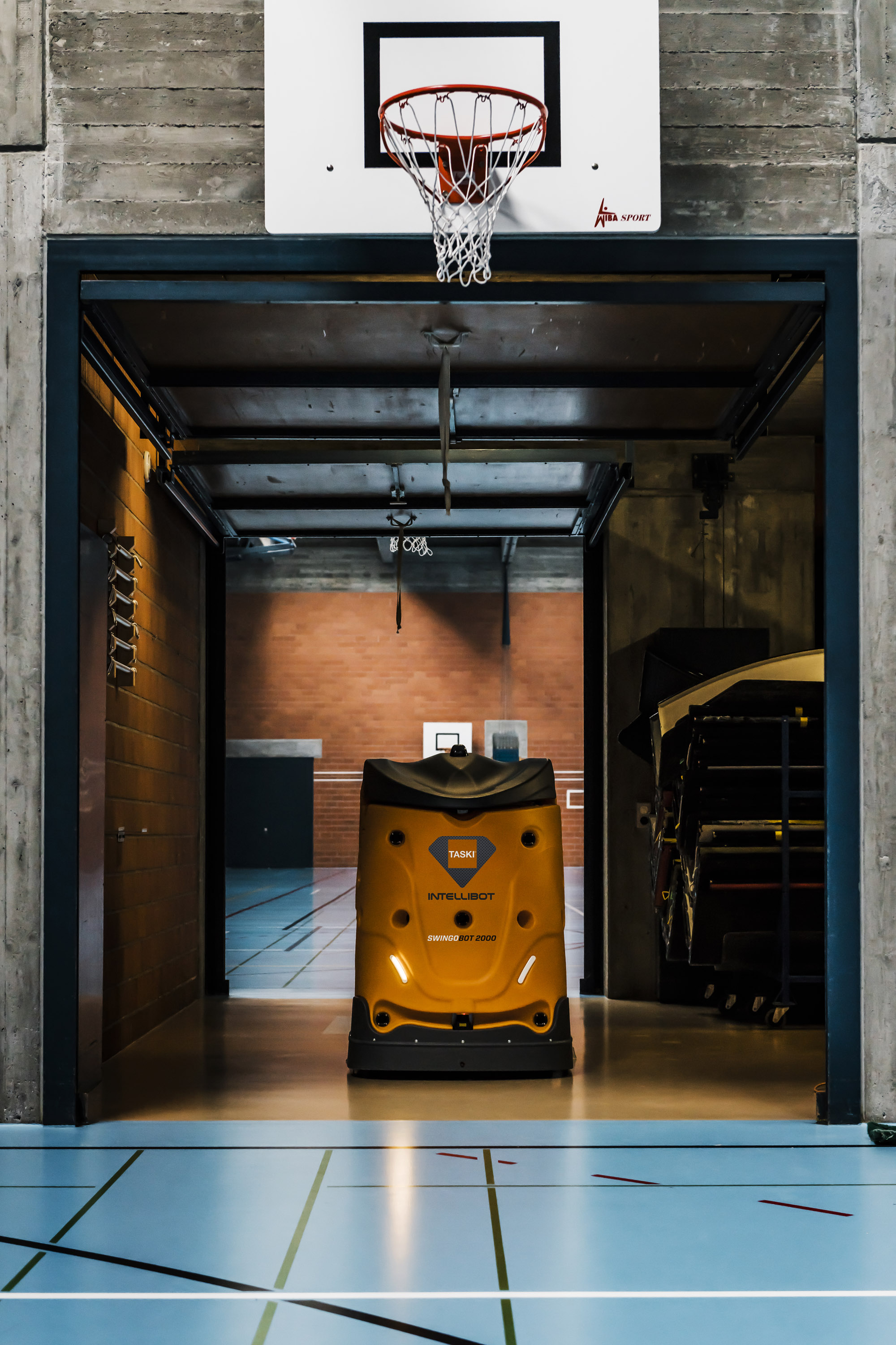 Swingobot_2000_Turnhalle_080