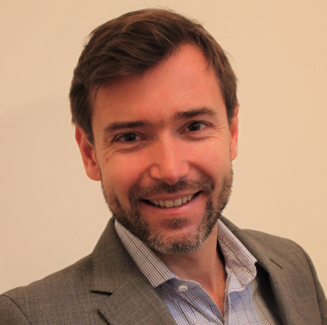 Dr. Benjamin Alléard